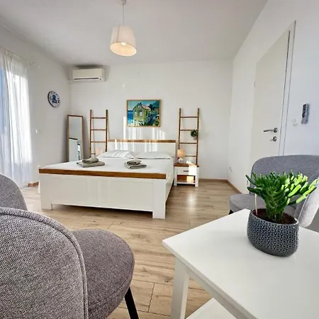 Kovacevica * 赫瓦尔